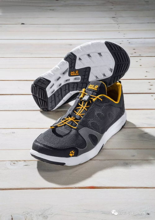 戶外運(yùn)動鞋設(shè)計稿與戶外運(yùn)動策劃的融合創(chuàng)新